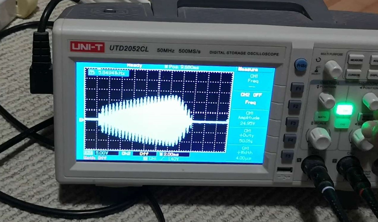 oscilloscope waveforms of the ramp